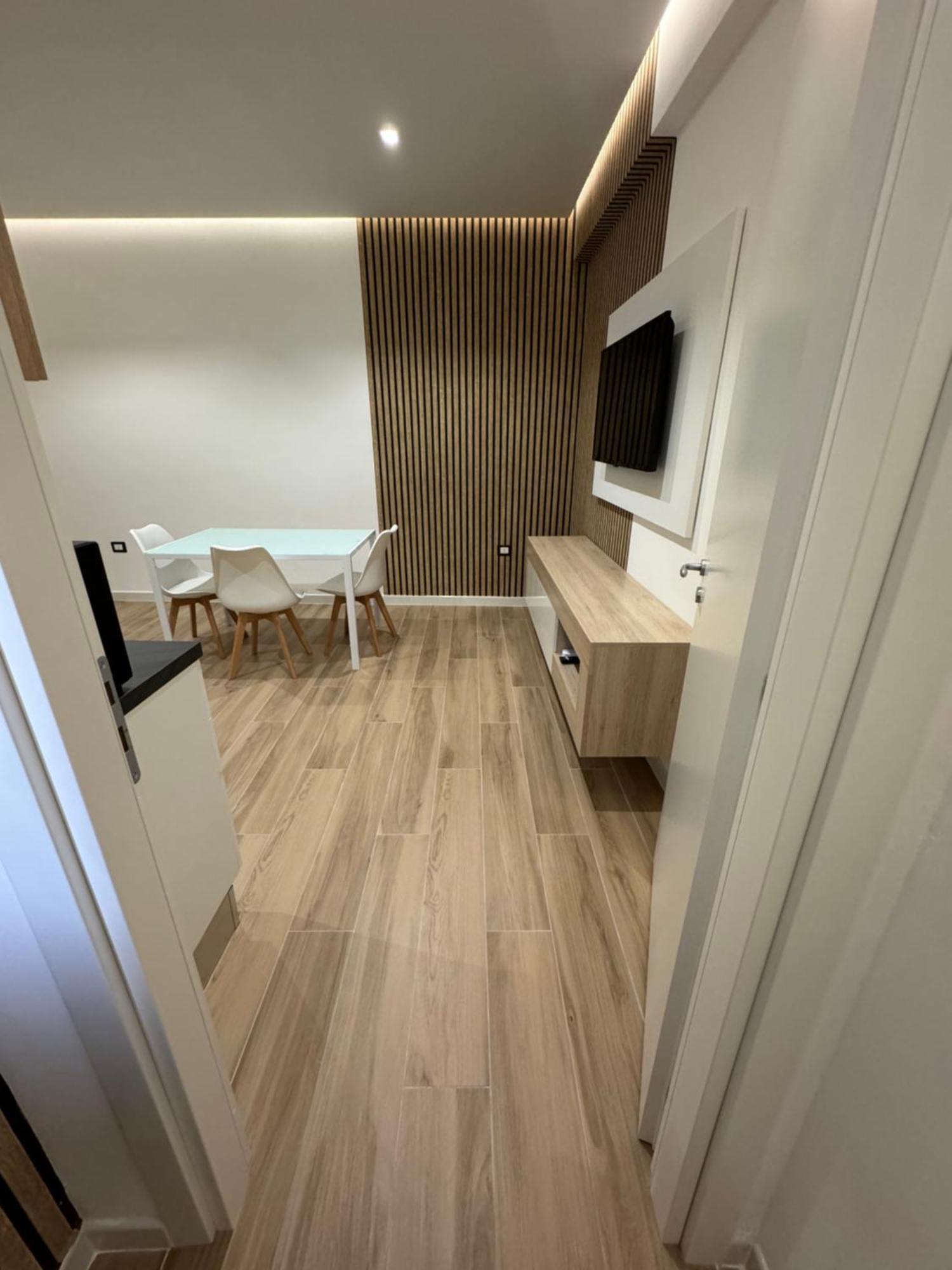 Praia Guest House 1 Прая-а-Маре Екстер'єр фото